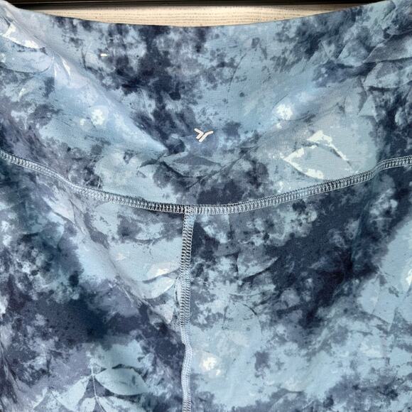 Old Navy Womens size 3X Powerchill Extra High Rise Bike Short Go Dry Tie Dye - Picture 5 of 7